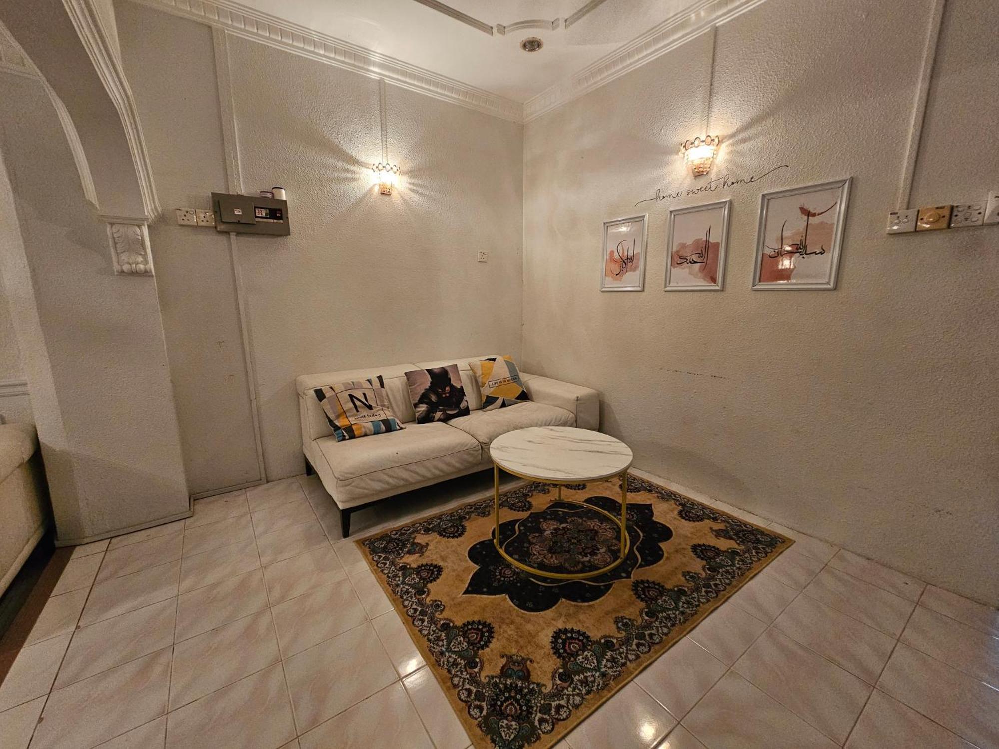 Ruhani Homestay 3 Kb - 4 Bedroom Fully Airconditioned With Wifi & Netflix Kota Bharu Exterior foto